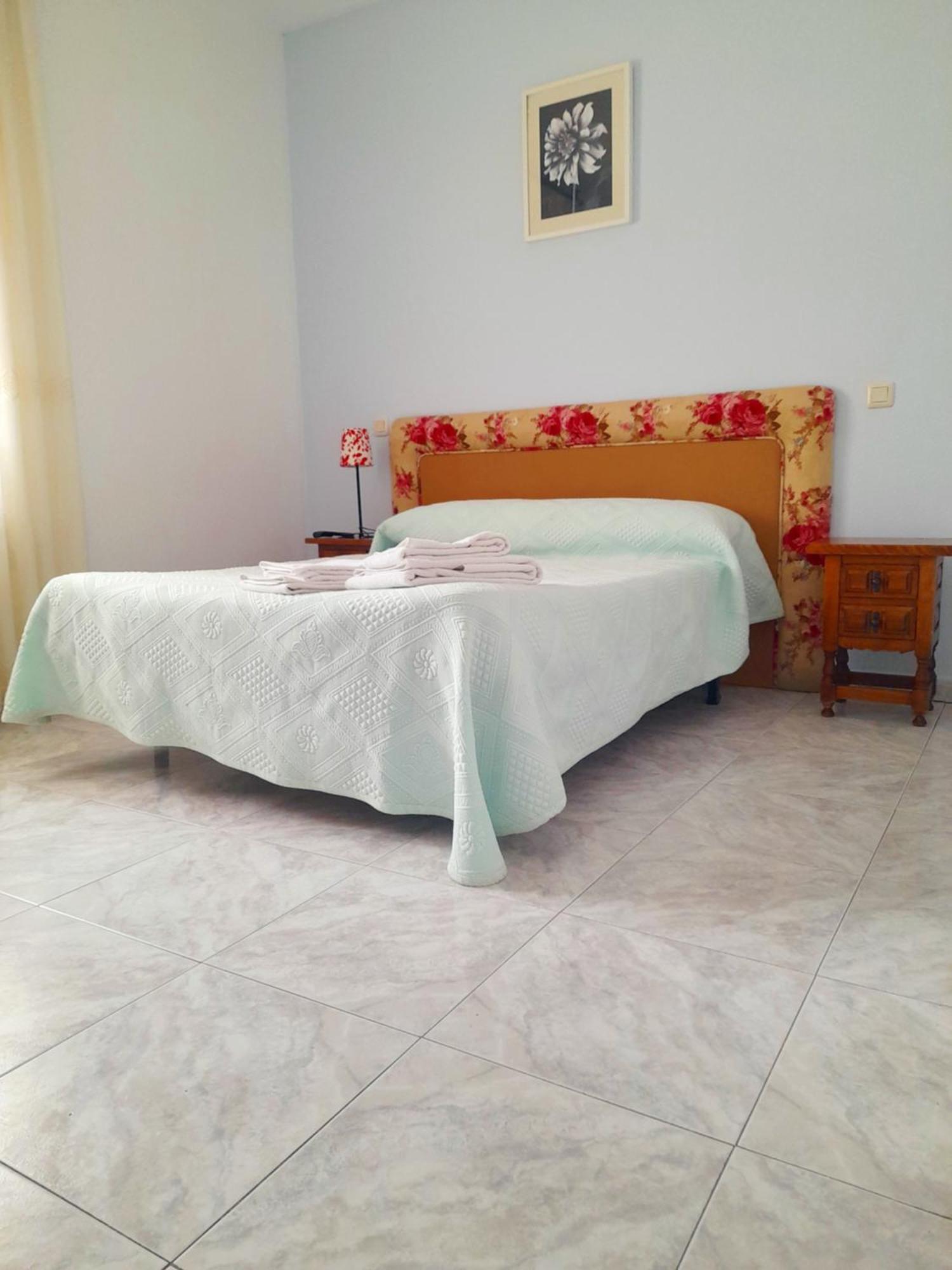 Hostal Restaurante Villa De Sepulveda Bilik gambar