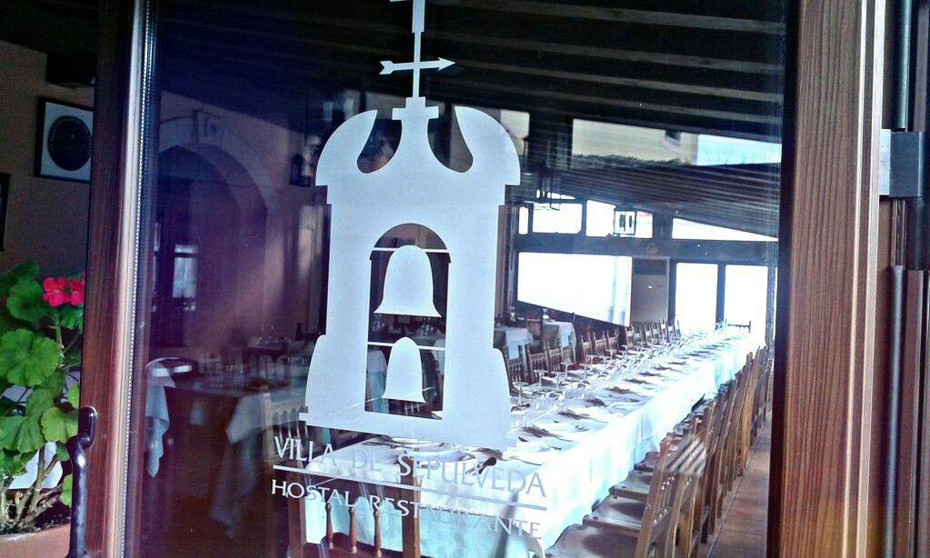 Hostal Restaurante Villa De Sepulveda Luaran gambar