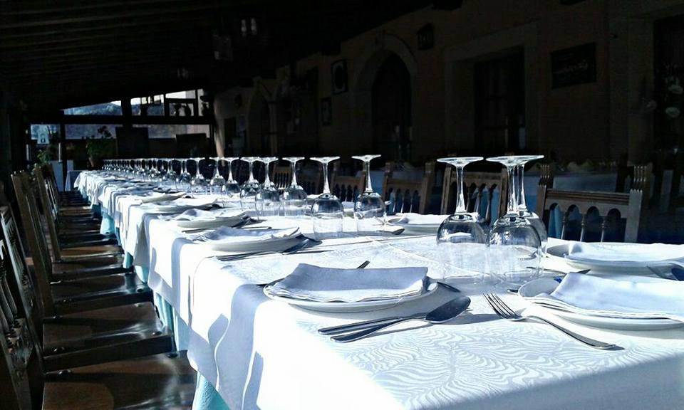 Hostal Restaurante Villa De Sepulveda Luaran gambar